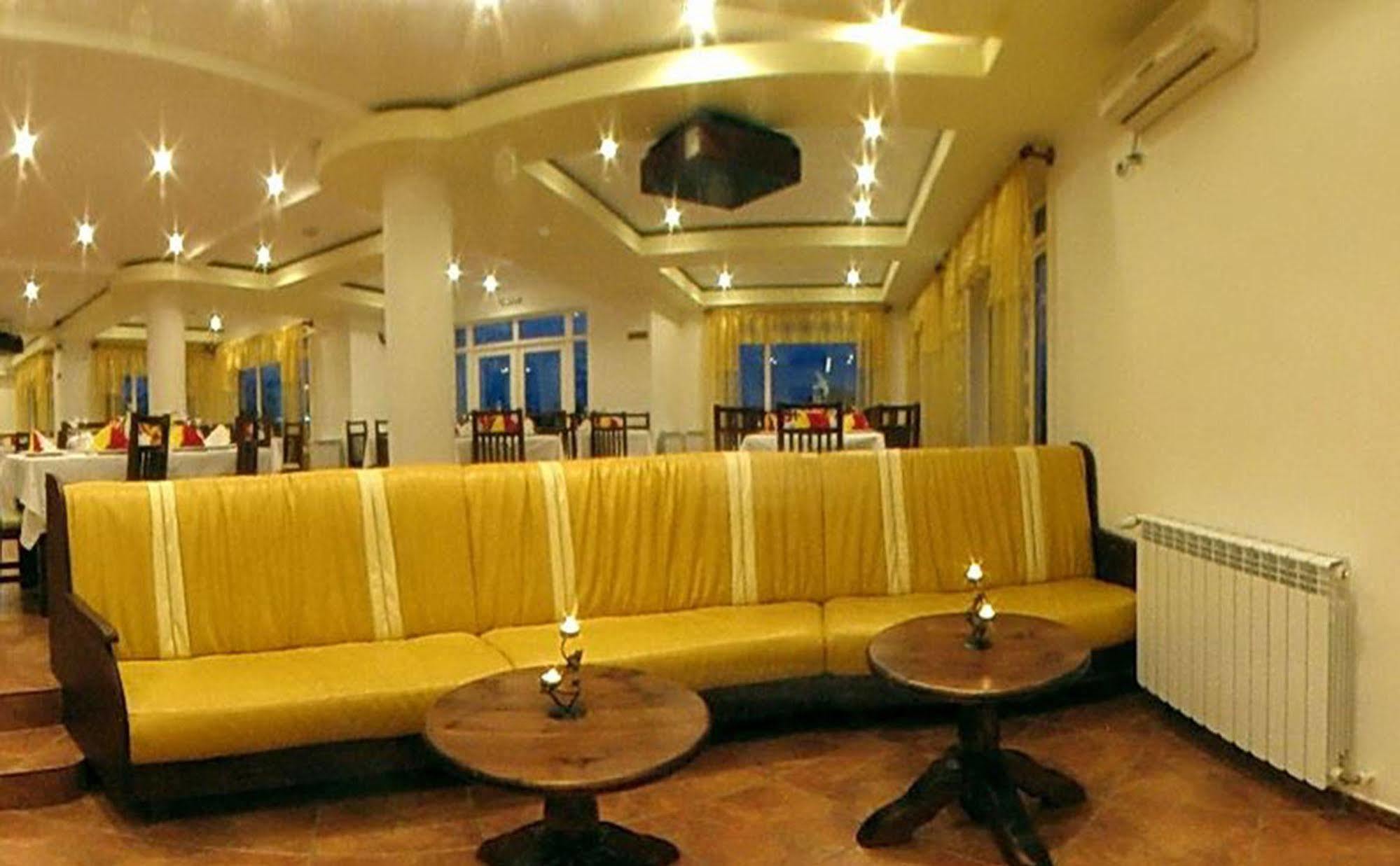 Hotel Wels Băltenii de Sus Exterior photo