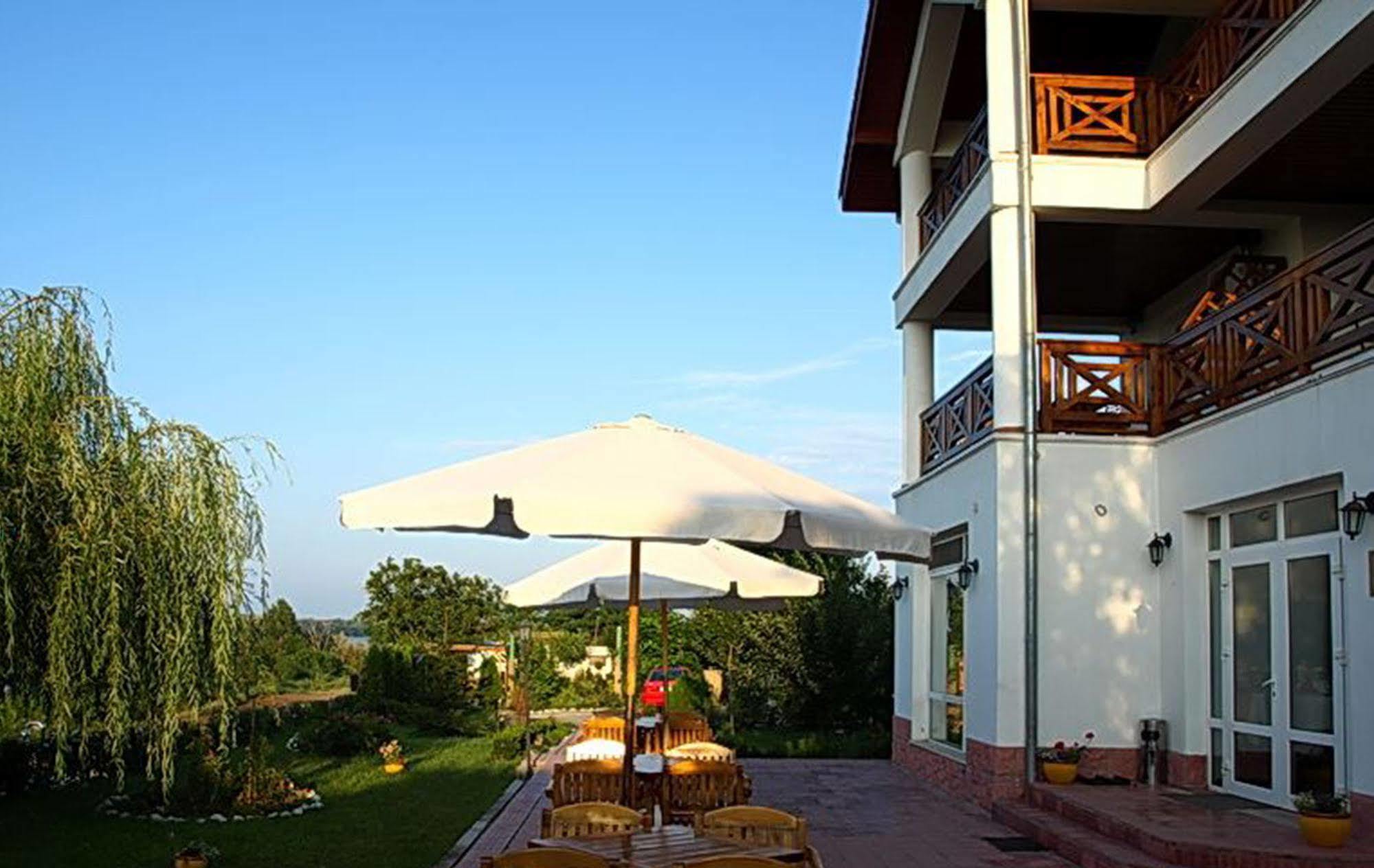 Hotel Wels Băltenii de Sus Exterior photo